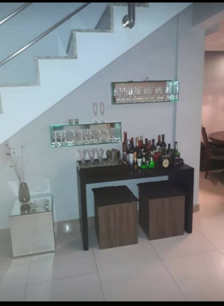 Imagem Casa de Condomínio com 4 Quartos à Venda, 250 m² em Sapiranga-Coité - Fortaleza