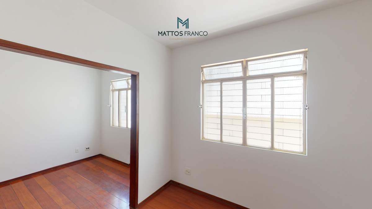 Imagem Apartamento com 4 Quartos à Venda, 140 m²em Santo Antônio - Belo Horizonte