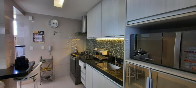 Imagem Apartamento com 5 Quartos à Venda, 116 m² em Bairro Novo - Olinda Imagem Apartamento com 5 Quartos à Venda, 116 m² em Bairro Novo - Olinda
