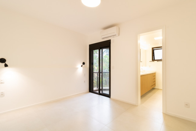 Imagem Apartamento com 3 Quartos à Venda, 123 m² em Itaim Bibi - São Paulo