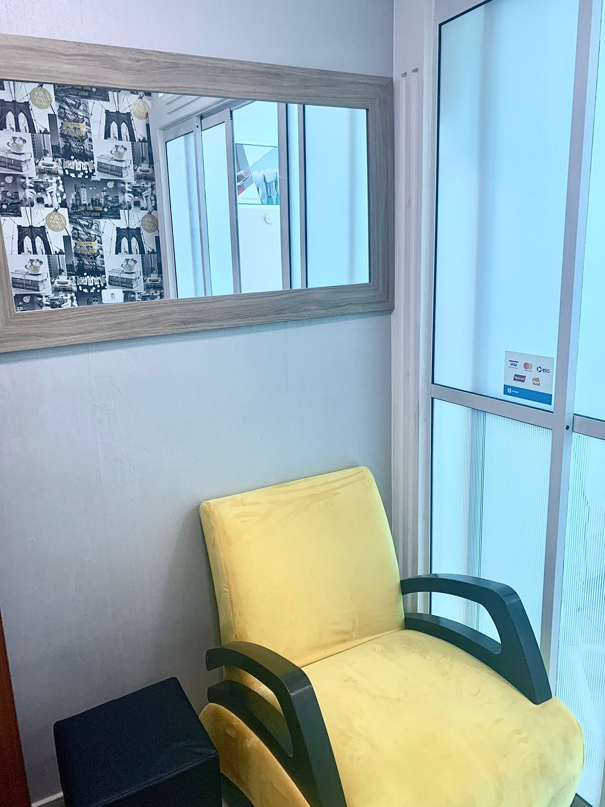 Imagem Consultório para Alugar, 45 m²em Jardim Maria Rosa - Taboão da Serra