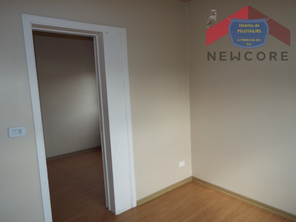 Imagem Apartamento com 2 Quartos à Venda,  em Três Vendas - Pelotas
