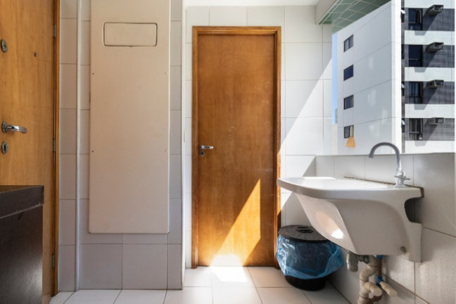 Imagem Apartamento com 2 Quartos à Venda, 105 m² em Boa Viagem - Recife