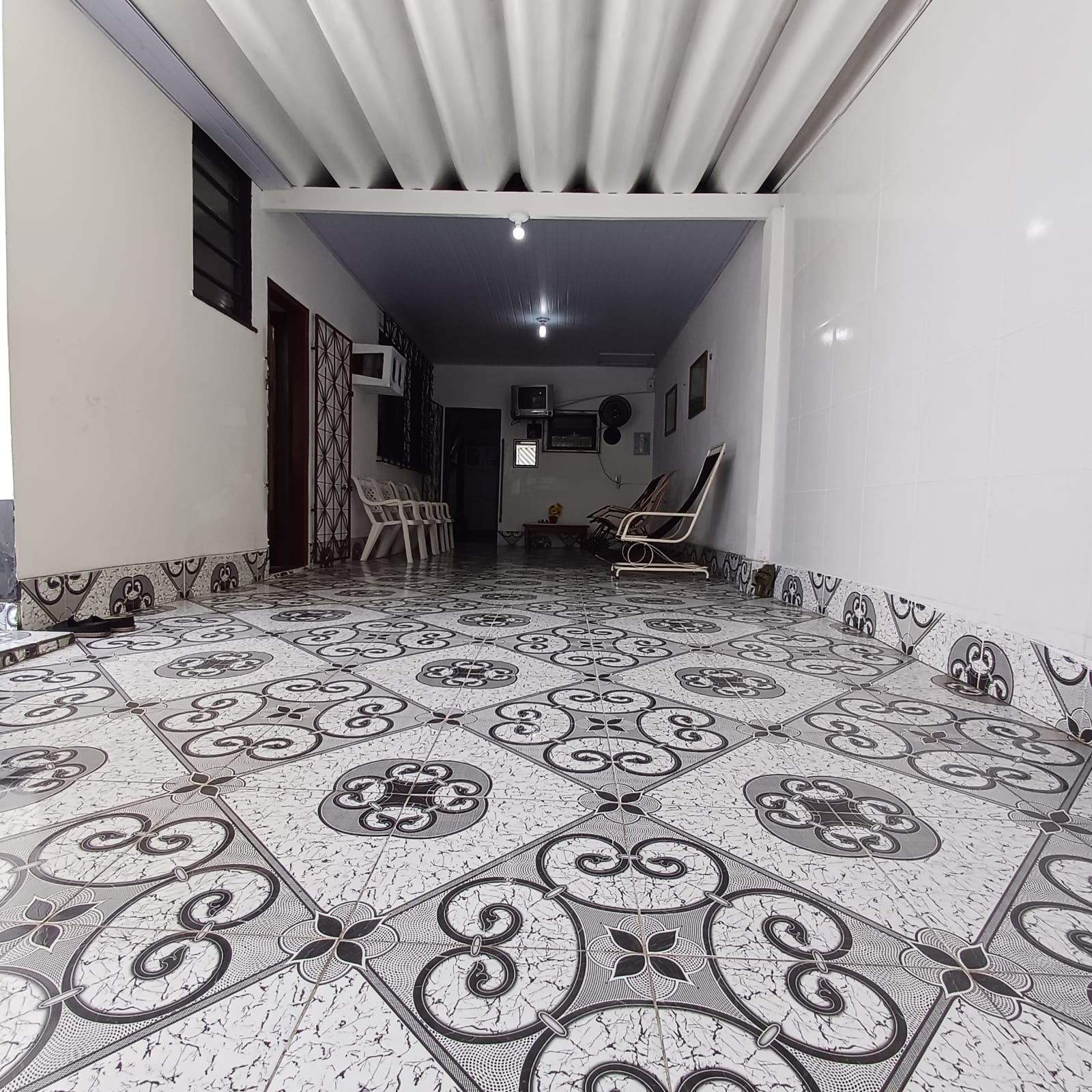 Imagem Casa com 4 Quartos à Venda, 263 m²em Dom Pedro I - Manaus Imagem Casa com 4 Quartos à Venda, 263 m²em Dom Pedro I - Manaus