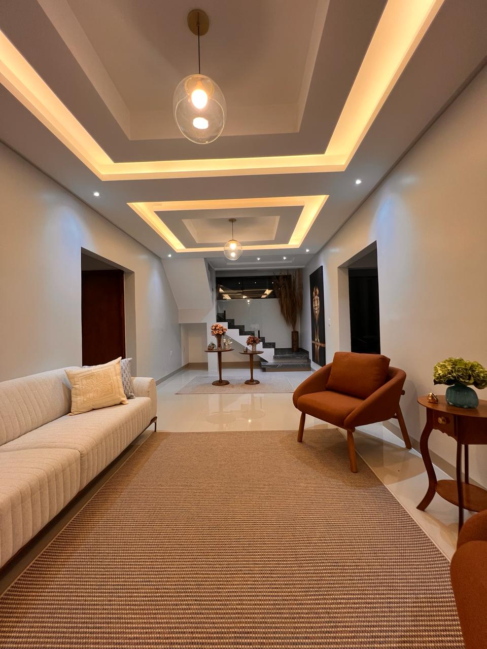Imagem Sobrado com 5 Quartos à Venda, 346 m²em Jardim Nova Goiânia - Senador Canedo