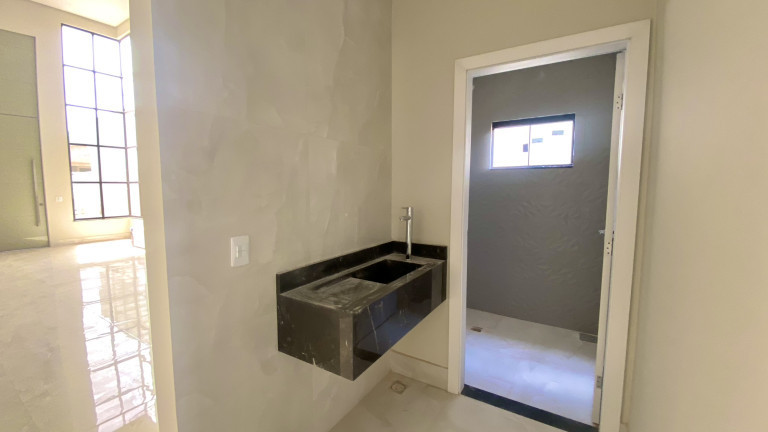 Imagem Casa de Condomínio com 4 Quartos à Venda,  em Setor Habitacional Vicente Pires - Brasília
