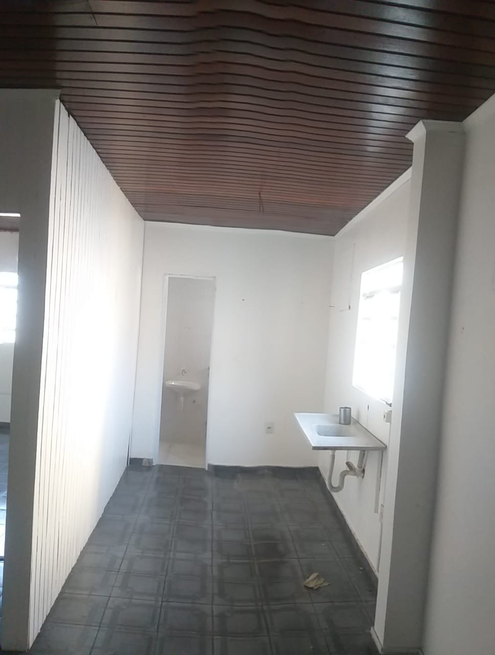 Imagem Edifício Residencial com 5 Quartos para Alugar, 150 m² em Cachoeirinha - Manaus Imagem Edifício Residencial com 5 Quartos para Alugar, 150 m² em Cachoeirinha - Manaus