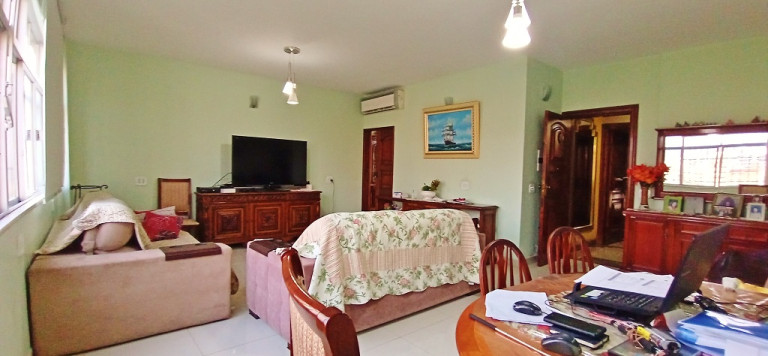 Imagem Apartamento com 4 Quartos à Venda, 142 m² em Icaraí - Niterói