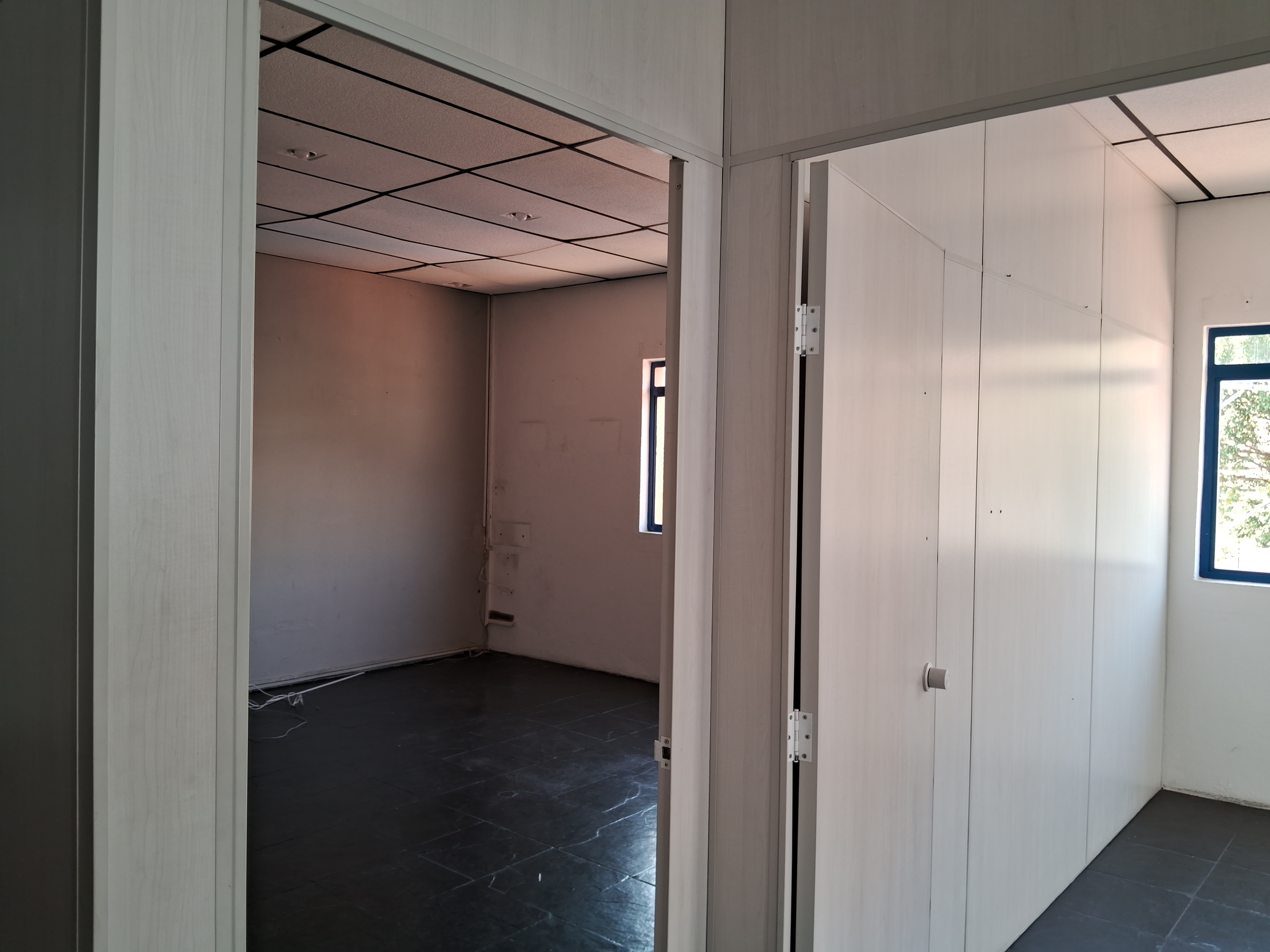 Imagem Galpão para Alugar, 400 m² em Vila Anastácio - São Paulo