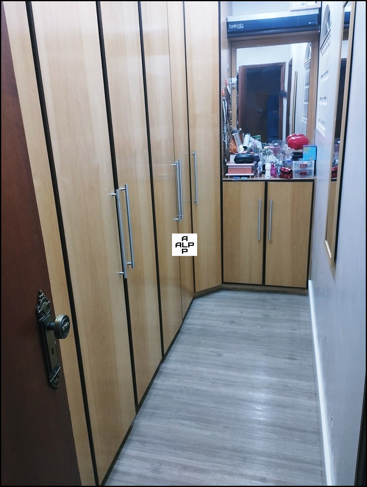 Imagem Sobrado com 4 Quartos à Venda, 250 m²em Taguatinga Sul (Taguatinga) - Brasília