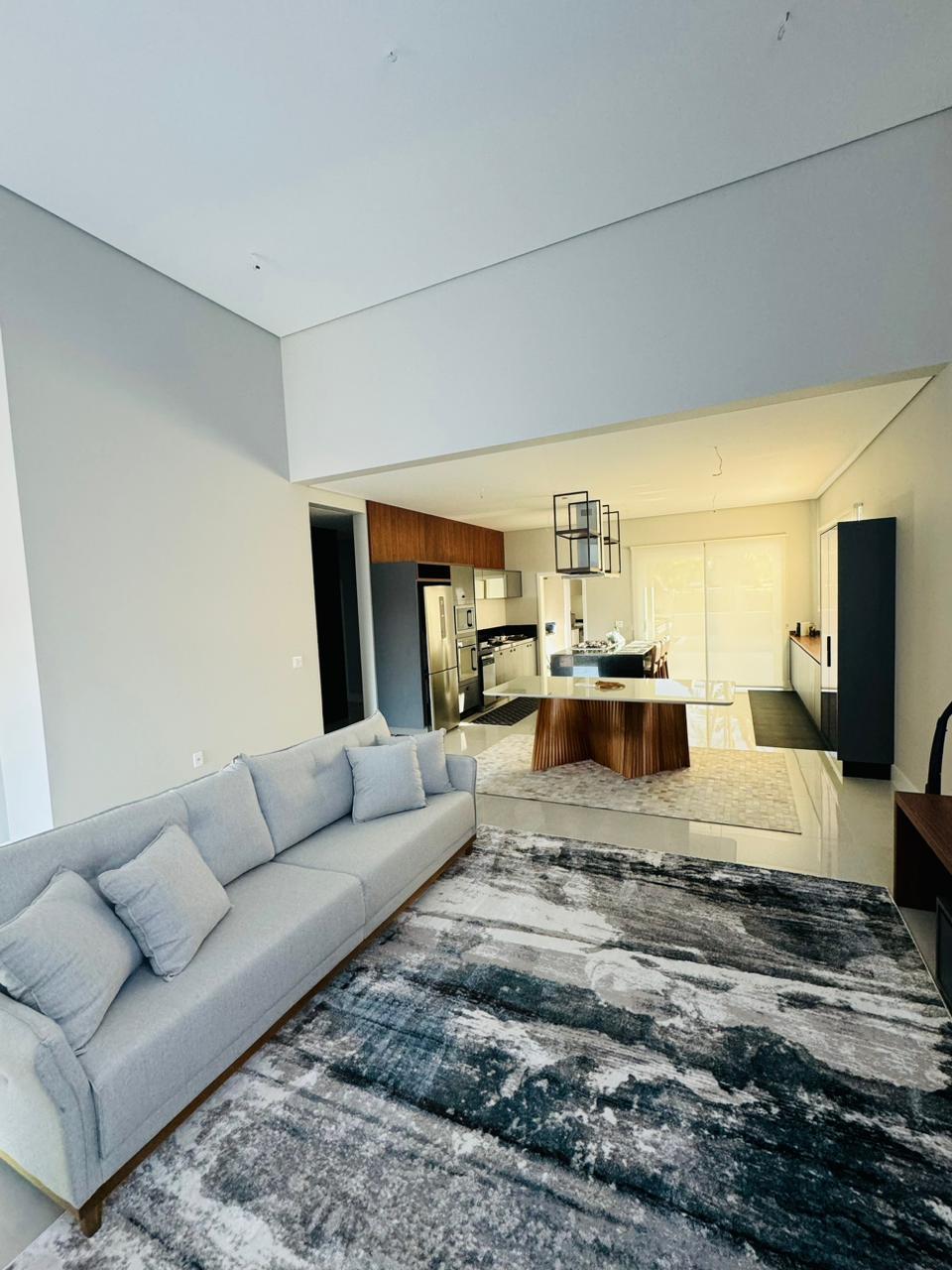 Imagem Casa de Condomínio com 3 Quartos à Venda, 240 m²em Medeiros - Jundiaí