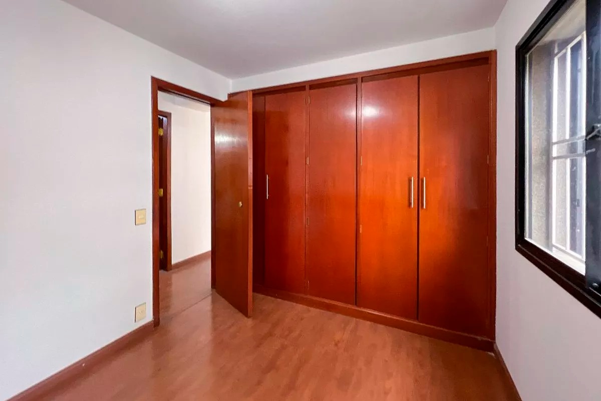 Imagem Apartamento com 3 Quartos à Venda, 90 m²em Vila Olímpia - São Paulo