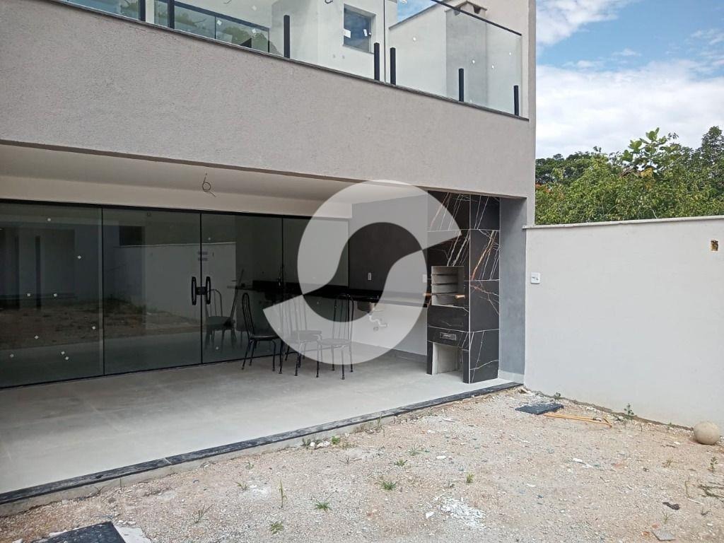 Imagem Casa com 4 Quartos à Venda, 209 m² em Itaipu - Niterói Imagem Casa com 4 Quartos à Venda, 209 m² em Itaipu - Niterói