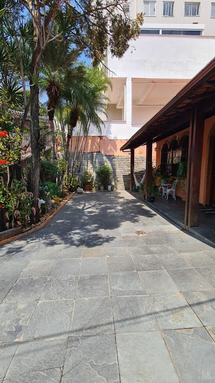 Imagem Casa com 4 Quartos à Venda, 335 m²em Colégio Batista - Belo Horizonte