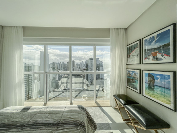 Imagem Cobertura com 3 Quartos à Venda, 273 m² em Centro - Balneário Camboriú Imagem Cobertura com 3 Quartos à Venda, 273 m² em Centro - Balneário Camboriú