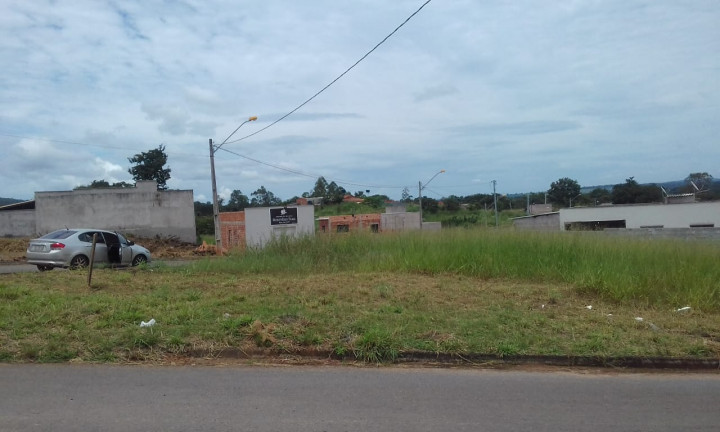 Imagem Terreno à Venda ou Locação, 807 m² em Condomínio Ecológico Mansões Morumbi - Senador Canedo Imagem Terreno à Venda ou Locação, 807 m² em Condomínio Ecológico Mansões Morumbi - Senador Canedo