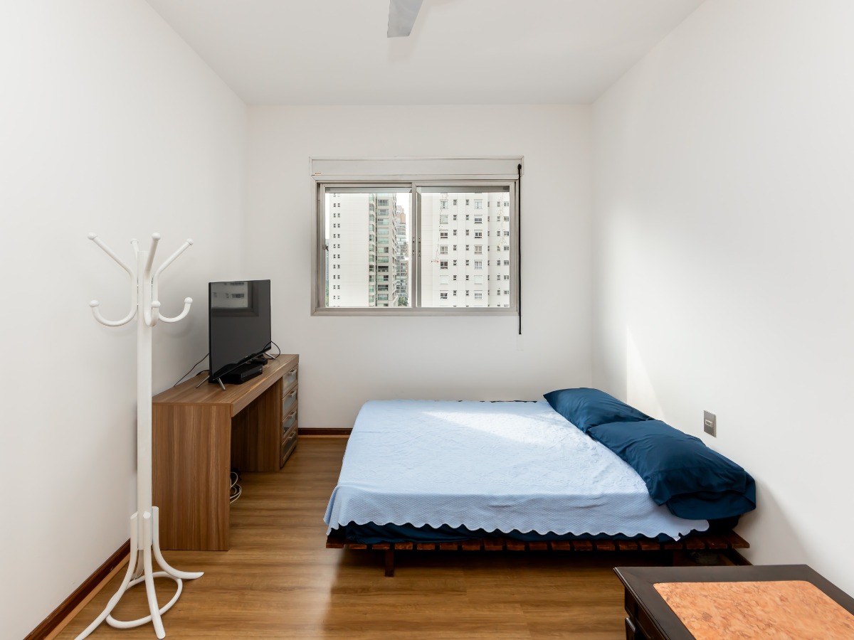 Imagem Apartamento com 4 Quartos à Venda, 244 m² em Vila Uberabinha - São Paulo