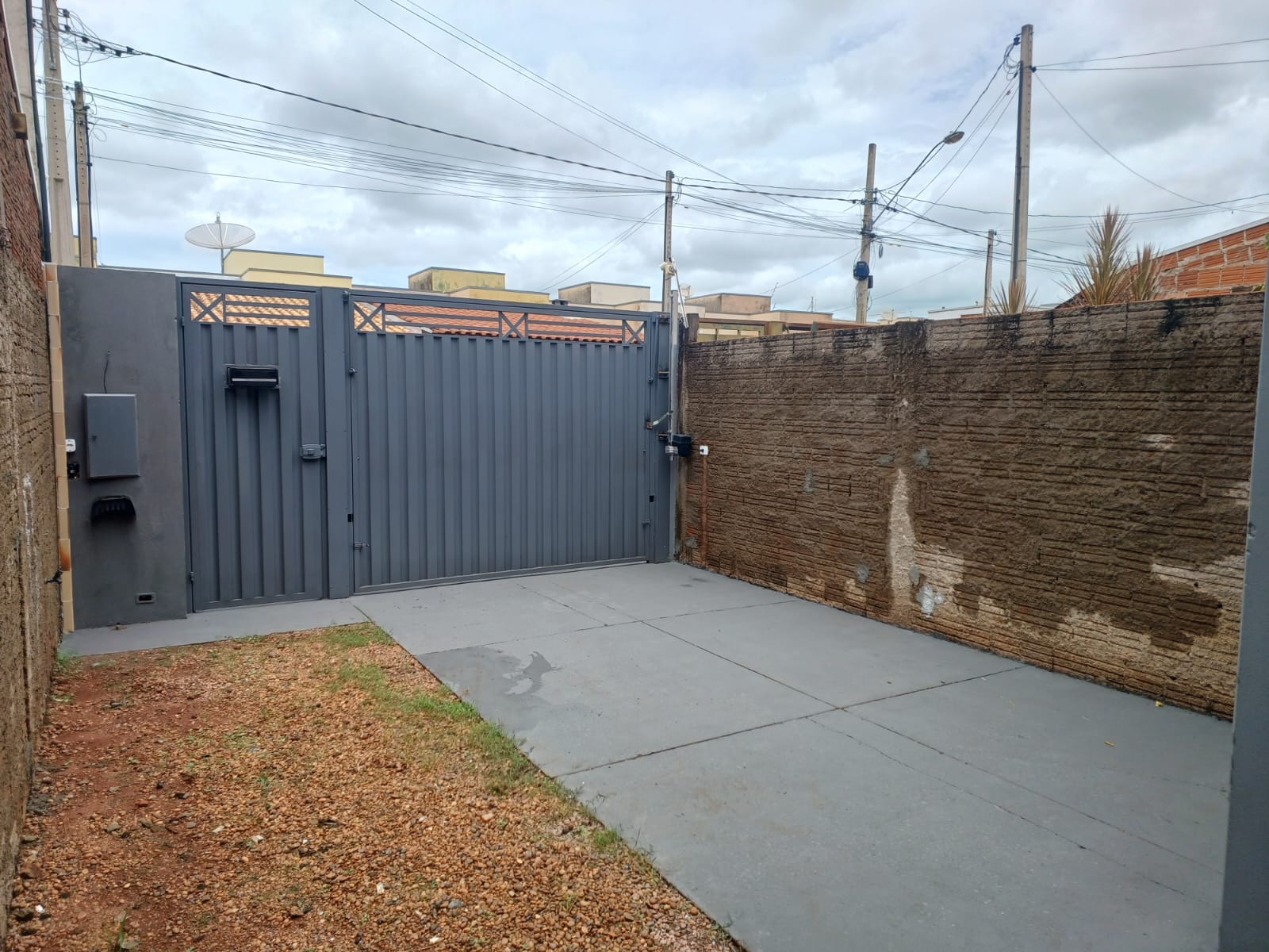 Imagem Casa com 2 Quartos à Venda, 6.075 m² em Jardim Angélica - Três Lagoas