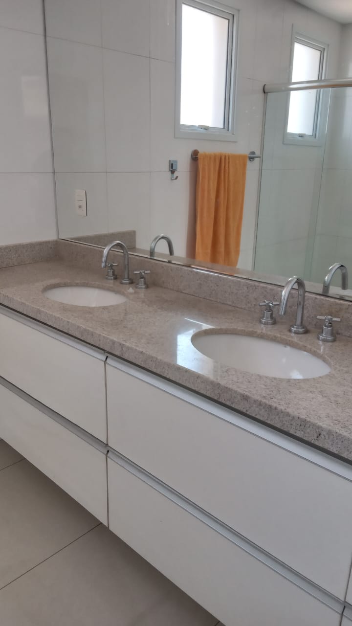 Imagem Apartamento com 4 Quartos à Venda, 208 m²em Pedregulho - Guaratinguetá Imagem Apartamento com 4 Quartos à Venda, 208 m²em Pedregulho - Guaratinguetá