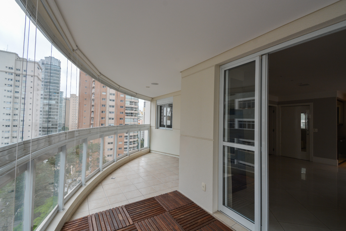 Imagem Apartamento com 3 Quartos à Venda, 124 m² em Vila Uberabinha - São Paulo
