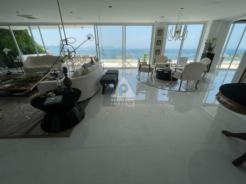 Imagem Cobertura com 6 Quartos à Venda, 558 m²em Copacabana - Rio de Janeiro Imagem Cobertura com 6 Quartos à Venda, 558 m²em Copacabana - Rio de Janeiro