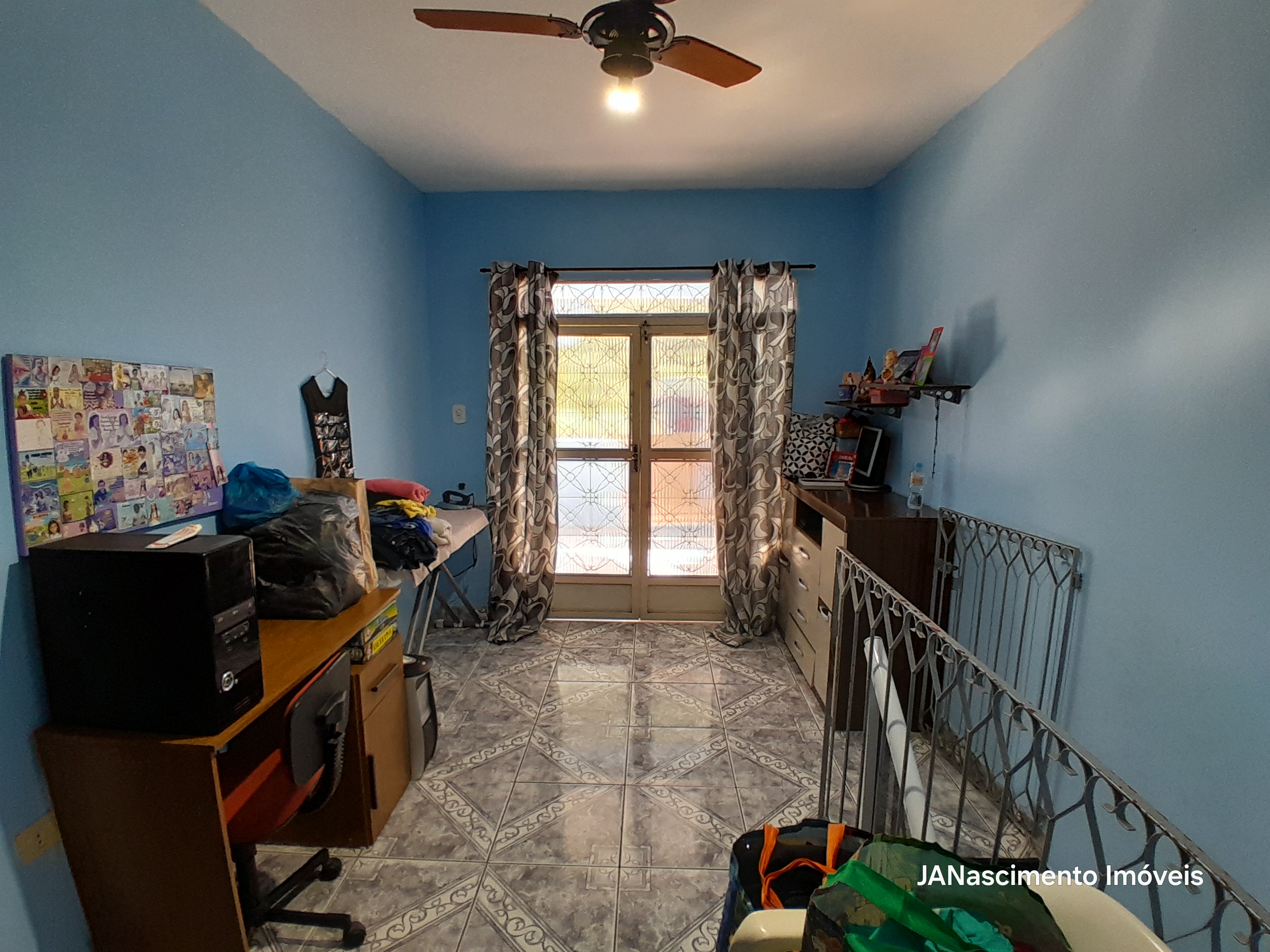 Imagem Casa com 2 Quartos à Venda, 150 m² em Bangu - Rio de Janeiro Imagem Casa com 2 Quartos à Venda, 150 m² em Bangu - Rio de Janeiro