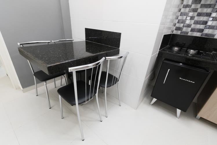 Imagem Apartamento com 1 Quarto à Venda, 45 m²em Copacabana - Rio de Janeiro
