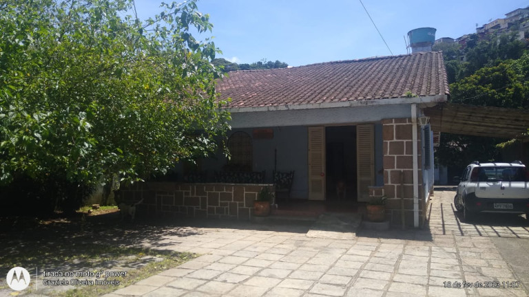 Imóvel Comercial à Venda, 219 m² em Várzea - Teresópolis