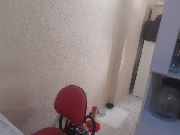 Imagem Kitnet com 1 Quarto à Venda,  em Aclimação - São Paulo