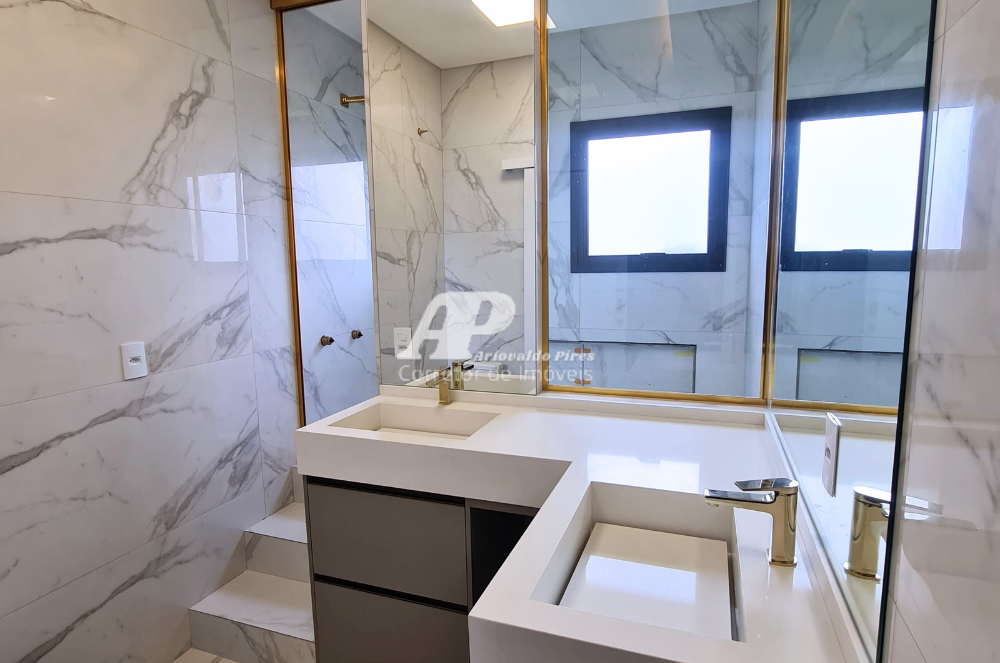 Imagem Casa de Condomínio com 5 Quartos à Venda, 370 m²em Jardim Carvalho - Ponta Grossa Imagem Casa de Condomínio com 5 Quartos à Venda, 370 m²em Jardim Carvalho - Ponta Grossa