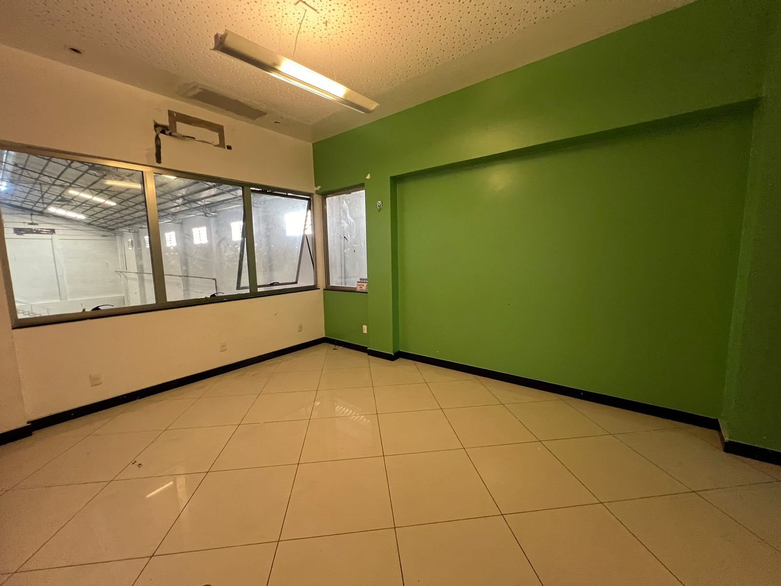 Imagem Ponto Comercial para Alugar, 2 m²em Pedreira - Belém Imagem Ponto Comercial para Alugar, 2 m²em Pedreira - Belém