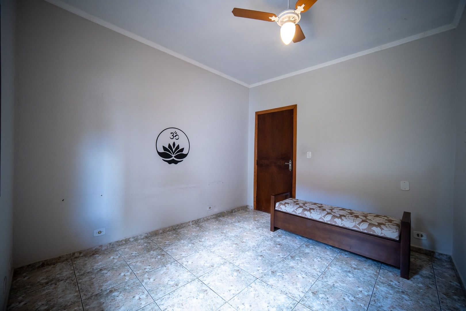 Imagem Casa com 4 Quartos à Venda, 176 m² em Jardim Elvira - Osasco Imagem Casa com 4 Quartos à Venda, 176 m² em Jardim Elvira - Osasco
