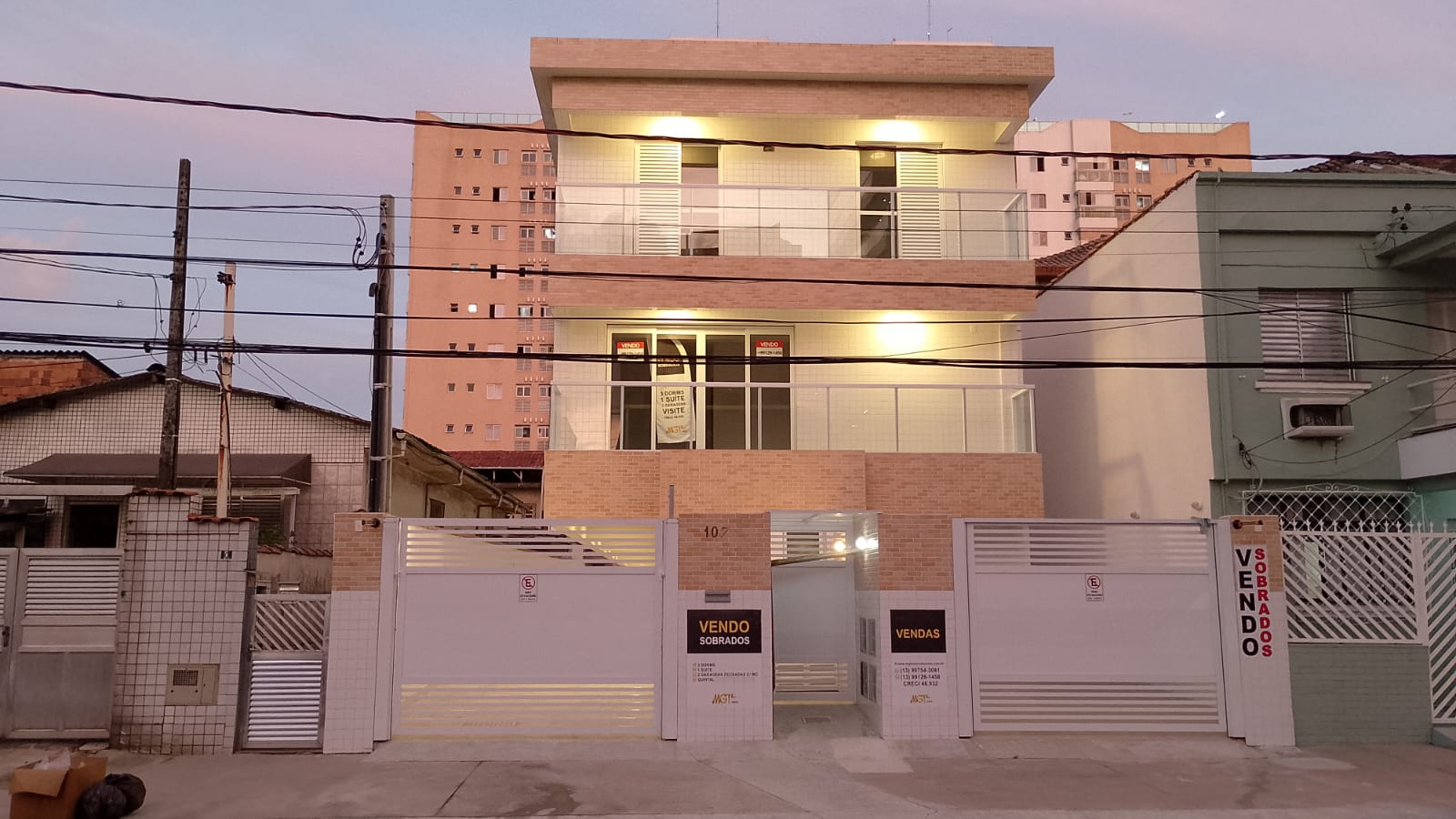 Imagem Sobrado com 3 Quartos à Venda, 121 m² em Aparecida - Santos