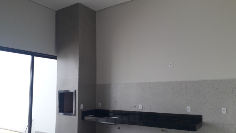 Imagem Casa com 3 Quartos à Venda, em Aclimação - Uberlândia Imagem Casa com 3 Quartos à Venda, em Aclimação - Uberlândia