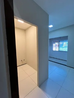 Imagem Casa com 3 Quartos à Venda, 150 m²em Siqueira - Fortaleza
