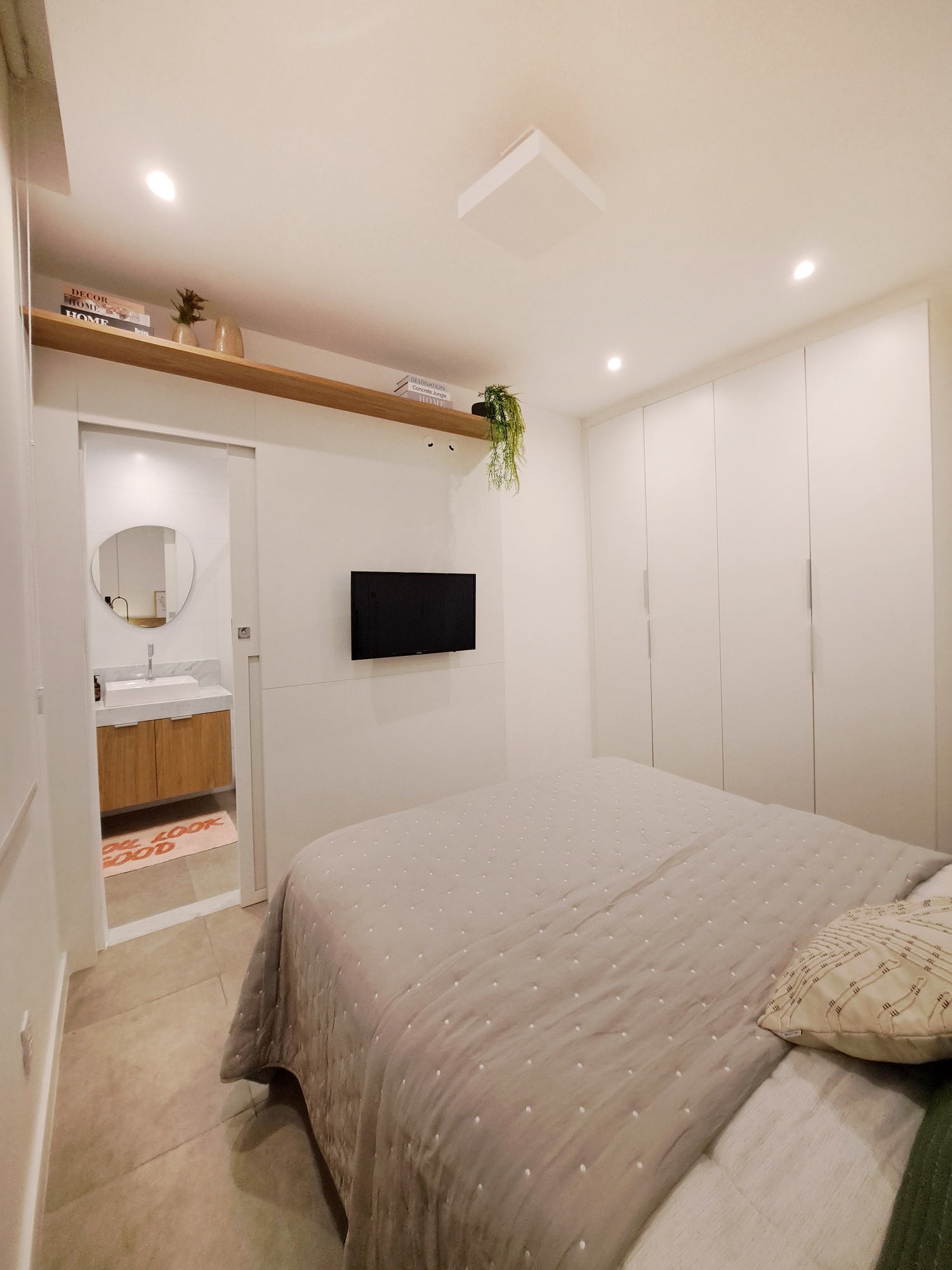 Imagem Apartamento com 2 Quartos à Venda, 35 m²em Copacabana - Rio de Janeiro