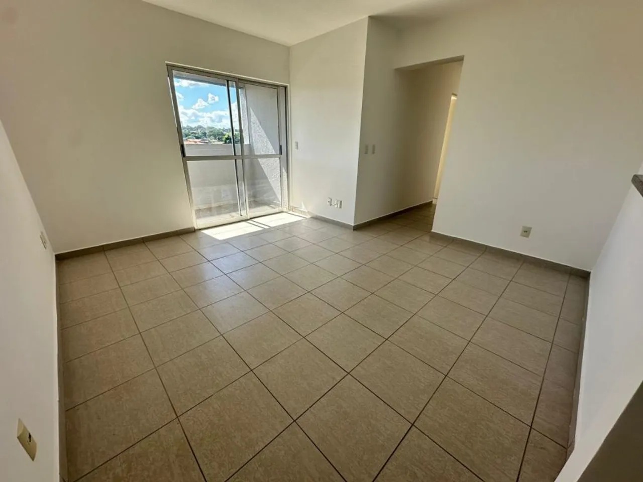 Imagem Apartamento com 3 Quartos à Venda, 68 m²em Parque Flamboyant - Goiânia