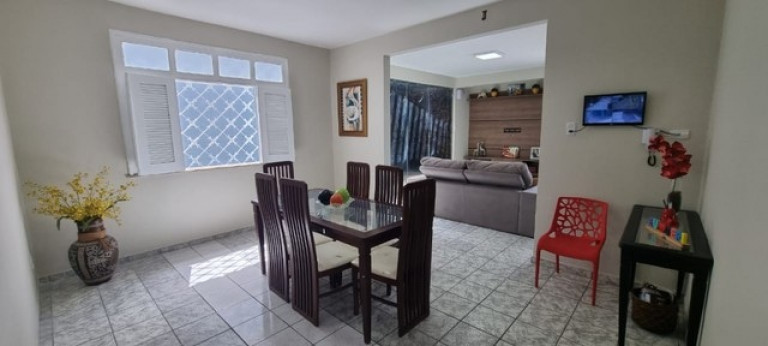 Imagem Casa com 4 Quartos para Alugar, 1 m² em Sítio Leal - São Luís