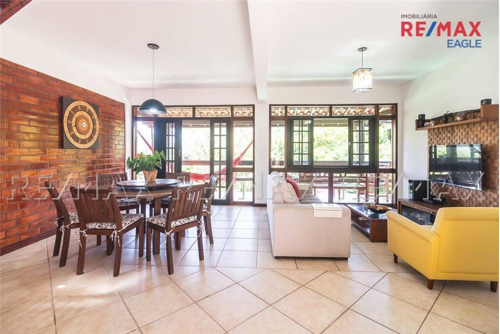Imagem Casa de Condomínio com 3 Quartos à Venda, 223 m²em Serra Grande - Niterói