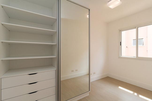 Imagem Sobrado com 3 Quartos à Venda, 124 m² em Barreirinha - Curitiba