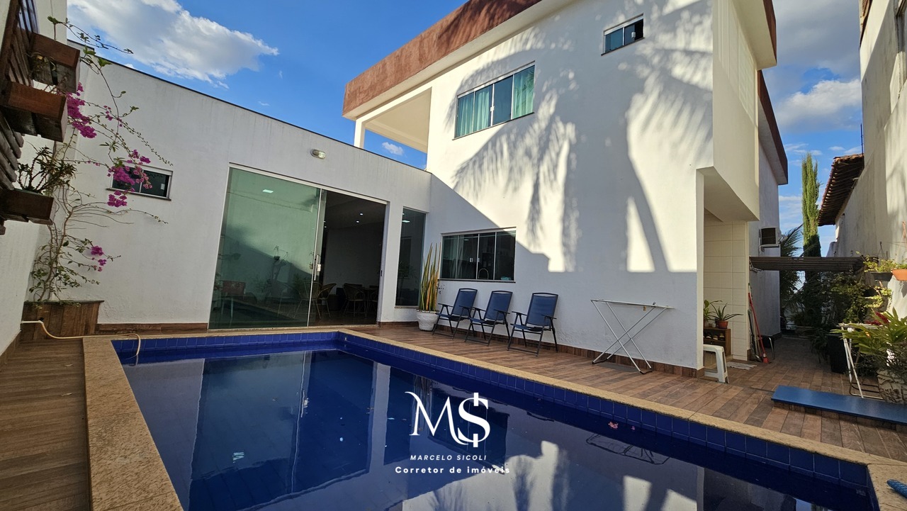 Imagem Casa de Condomínio com 4 Quartos à Venda, 400 m² em Setor Habitacional Vicente Pires - Trecho 3 - Brasília