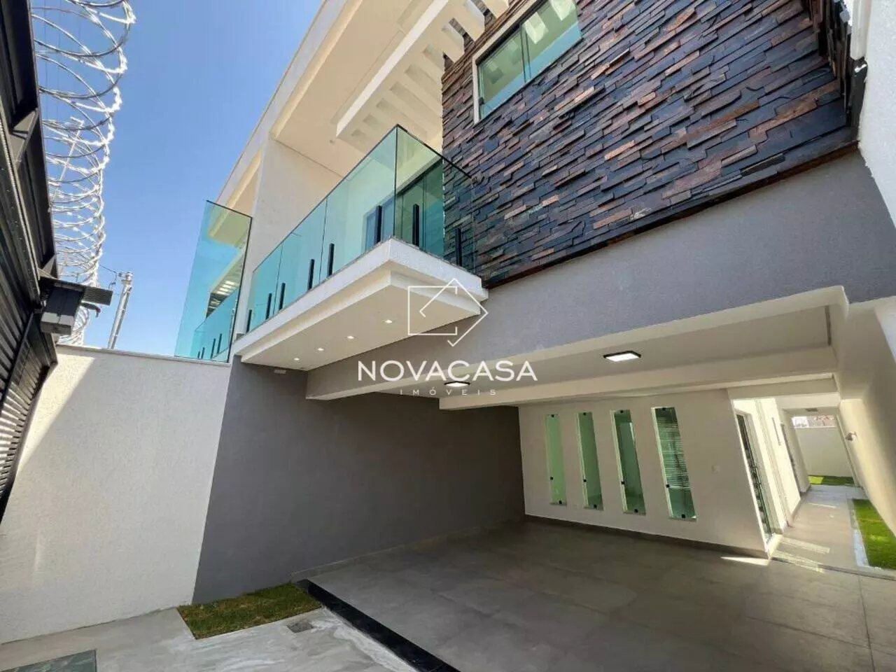 Imagem Casa com 4 Quartos à Venda, 150 m² em Planalto - Belo Horizonte Imagem Casa com 4 Quartos à Venda, 150 m² em Planalto - Belo Horizonte