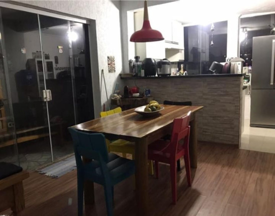 Imagem Sobrado com 2 Quartos à Venda, 190 m² em Parque das Cigarreiras - Taboão da Serra