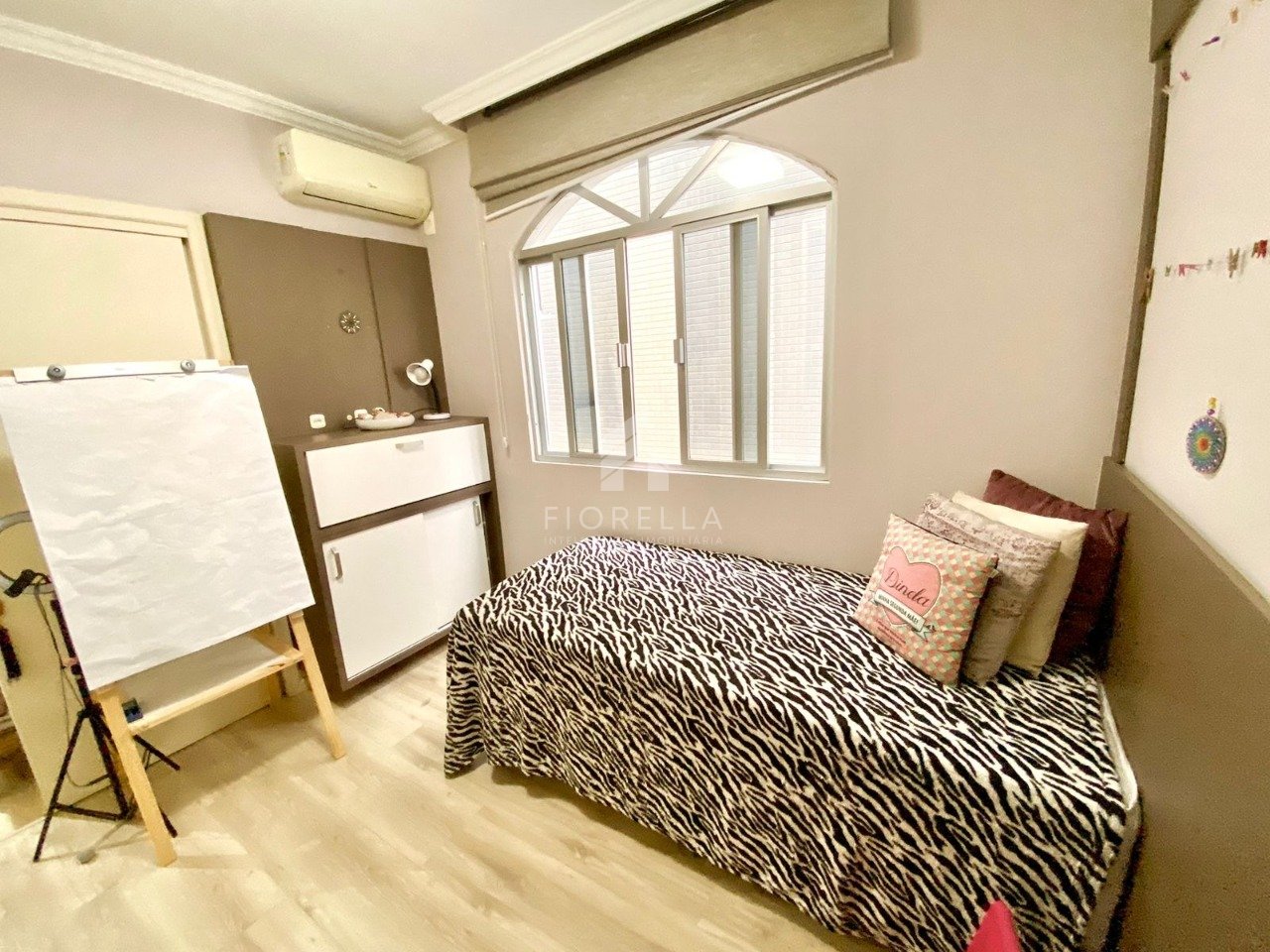 Imagem Apartamento com 2 Quartos à Venda, 64 m²em Kobrasol - São José