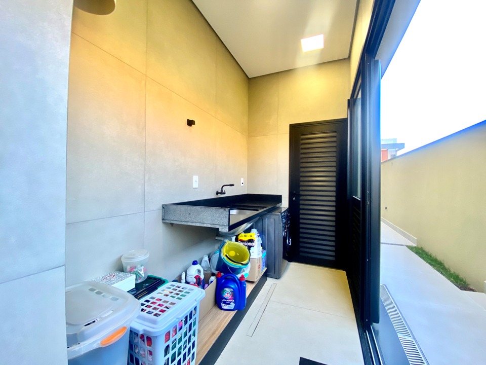 Imagem Casa de Condomínio com 3 Quartos à Venda, 380 m²em Jardim Novo Mundo - Jundiaí Imagem Casa de Condomínio com 3 Quartos à Venda, 380 m²em Jardim Novo Mundo - Jundiaí