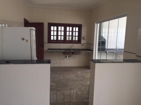 Imagem Casa de Condomínio com 3 Quartos à Venda, 270 m² em Boungainvillé II - Peruíbe