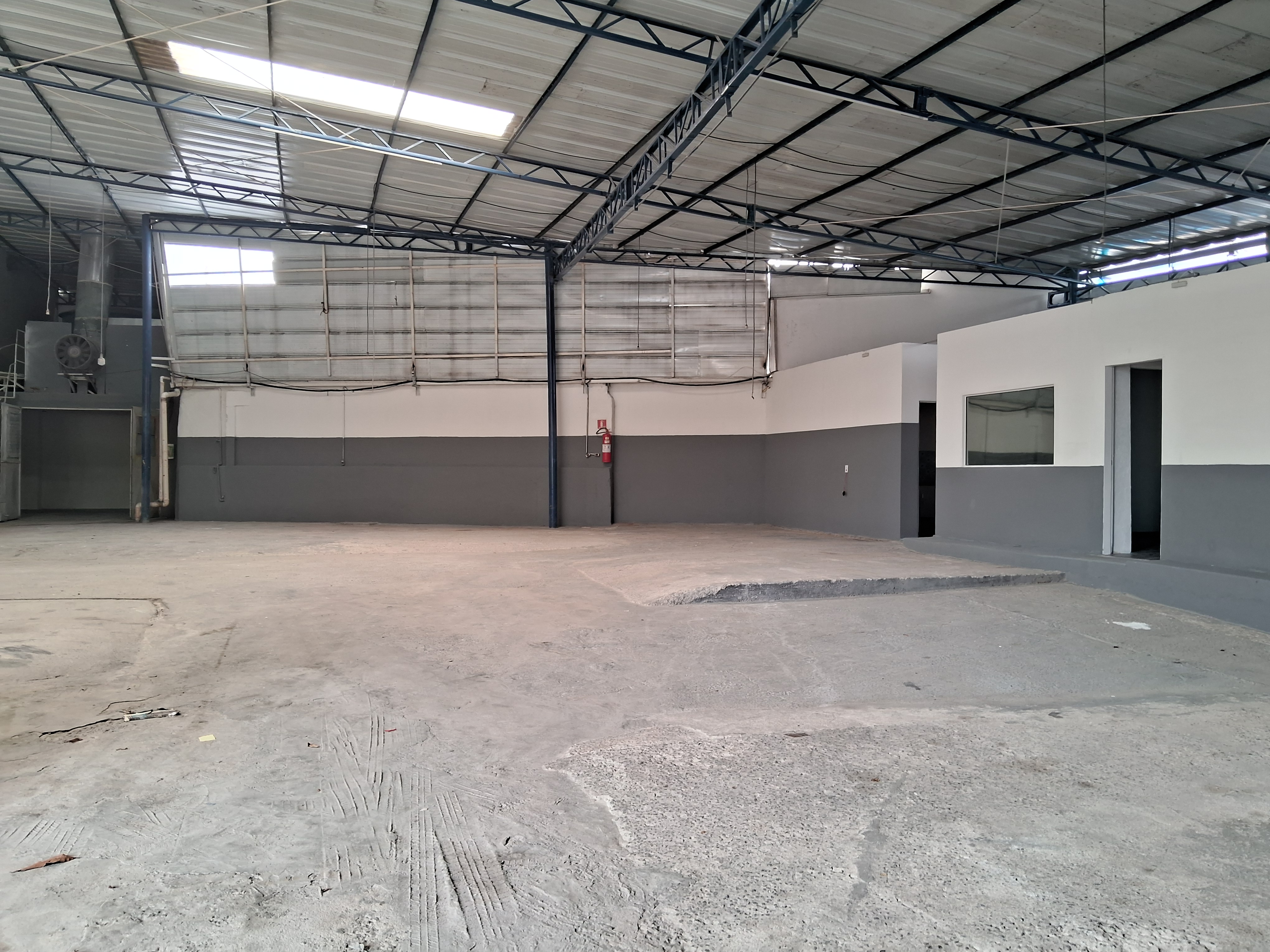 Imagem Galpão para Alugar, 540 m² em Ayrosa - Osasco