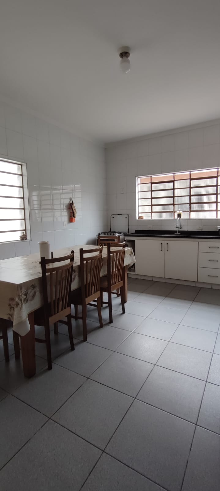 Imagem Sobrado com 4 Quartos à Venda, 203 m²em Centro - Mogi das Cruzes Imagem Sobrado com 4 Quartos à Venda, 203 m²em Centro - Mogi das Cruzes