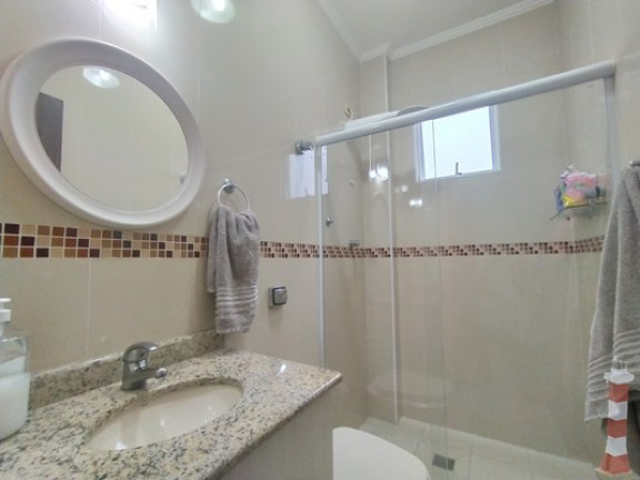 Imagem Sobrado com 3 Quartos à Venda, 250 m² em Vila Valença - São Vicente Imagem Sobrado com 3 Quartos à Venda, 250 m² em Vila Valença - São Vicente