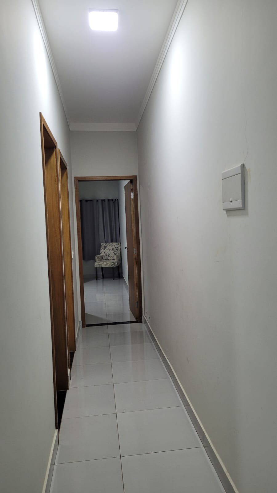 Imagem Casa com 2 Quartos à Venda, 65 m²em Jardim Ipanema - Uberlândia Imagem Casa com 2 Quartos à Venda, 65 m²em Jardim Ipanema - Uberlândia
